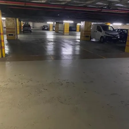 446 Gale Modern Elevator,parking Daire